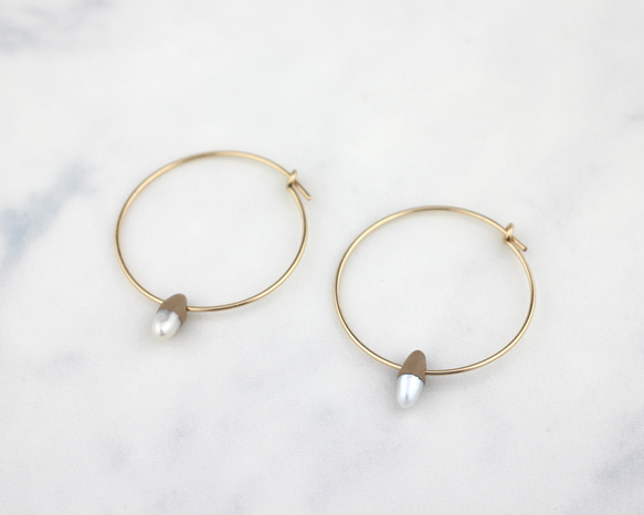 top color pearl earrings white 1枚目の画像
