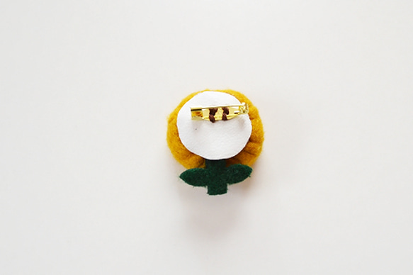 [SOLD OUT] flower brooch 7-11 2枚目の画像
