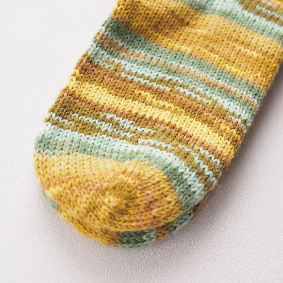 手編みの靴下 （Opalソックヤーン）「ひまわり」 6枚目の画像