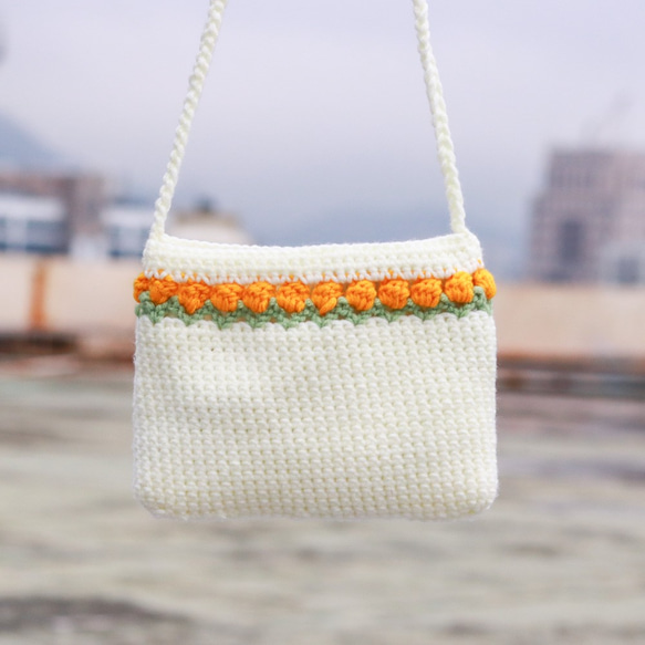 毎日のクロスバックかぎ針編みの織りバッグ-小さな黄色い花CB002-004 1枚目の画像