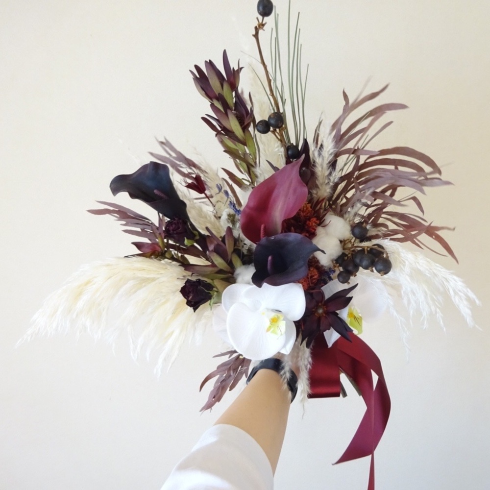 売上超安い 大人花嫁のカラーと白胡蝶蘭のモダンブーケ ドライフラワー