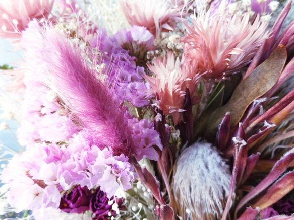 【人気】おしゃれピンク系小花を細かく束ねたブーケ ドライフラワー スワッグ プレゼント 花束 3枚目の画像