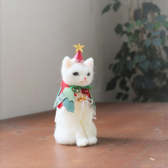 クリスマス猫◆お座り　★全国発送一律４００円 4枚目の画像