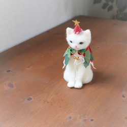 クリスマス猫◆お座り　★全国発送一律４００円 5枚目の画像