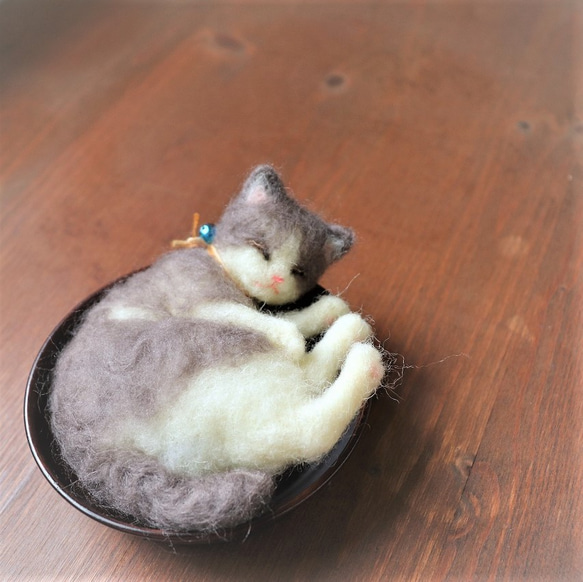 ◆漆皿ねこ　あなごΦ11cm★全国発送一律４００円 2枚目の画像