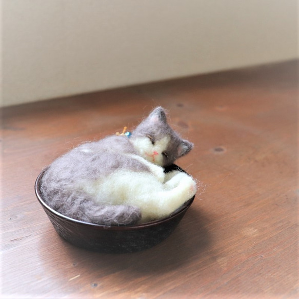 ◆漆皿ねこ　あなごΦ11cm★全国発送一律４００円 3枚目の画像