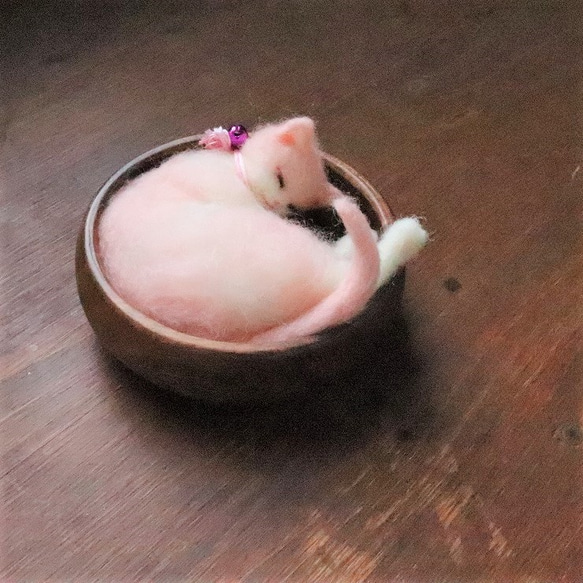 木のカップ猫　いちご　Φ10cm 4枚目の画像