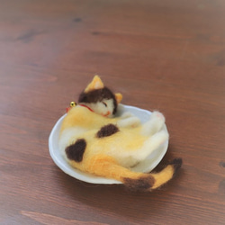 小皿ねこ　安倍川♥　Φ10cm★全国発送一律４００円 1枚目の画像