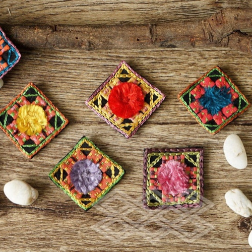 刺繍 コースター ベトナム 手作り かわいい ぬくもり その他キッチン