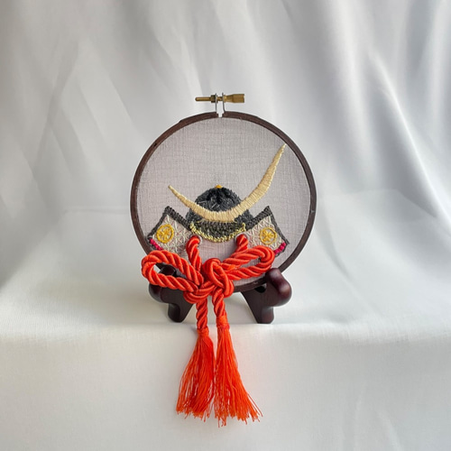 伊達政宗の兜飾り コンパクトな刺繍枠飾り タペストリー・壁掛け chic