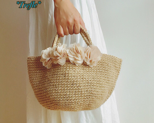 ベージュ　かごバッグ 希少品30cm ♡ベージュフラワーブレード かごバッグ♡ かごバッグ Trefle