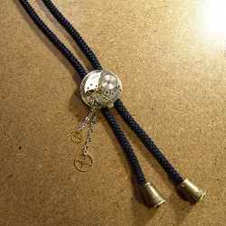 機械式時計ループタイ・２（シルク100%本絹紐、濃紺） 1枚目の画像