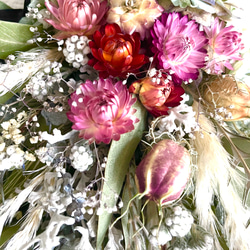 【受注制作】ロングリーフユーカリとパンパングラス&紫陽花と貝殻草のネイティブフラワーのスワッグ《母の日フラワー》 3枚目の画像