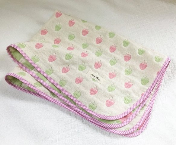 限定カラー】いちごのふわふわ6重ガーゼケット 雑貨・その他