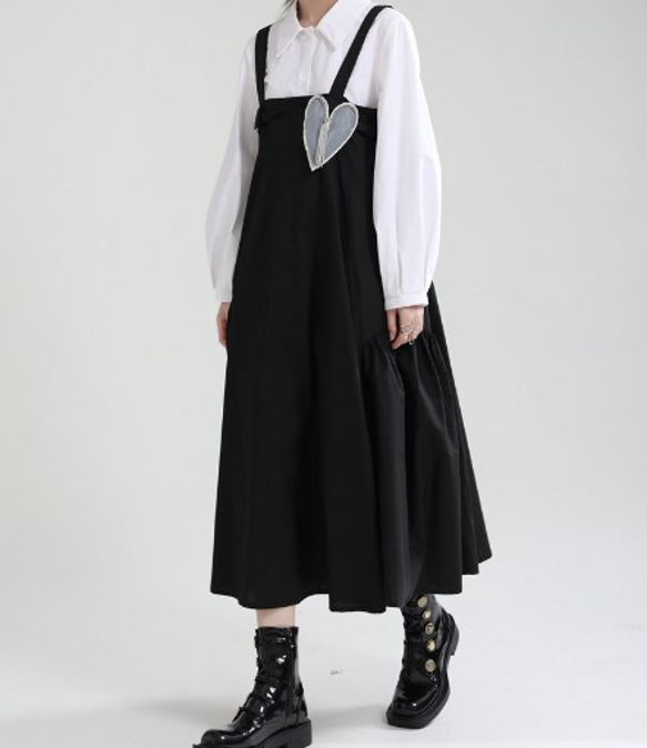 秋の女性の新着スモールブラックドレスフレンチストラップドレス 2枚目の画像