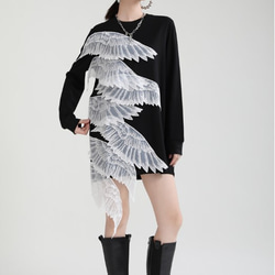秋の女性の不規則な天使の羽対照的な色のT-スカートデザインセンスブラック長袖ドレス 6枚目の画像