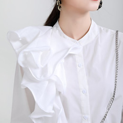 秋の新作フレンチホワイト長袖シャツ女性立体フラワーブラウス、デザイン軽め成熟シャツ 4枚目の画像