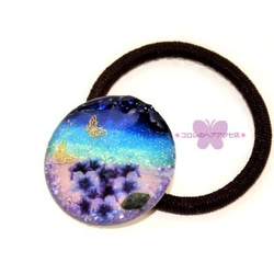 【再販】雨空の紫陽花と舞う蝶のヘアゴム 2枚目の画像