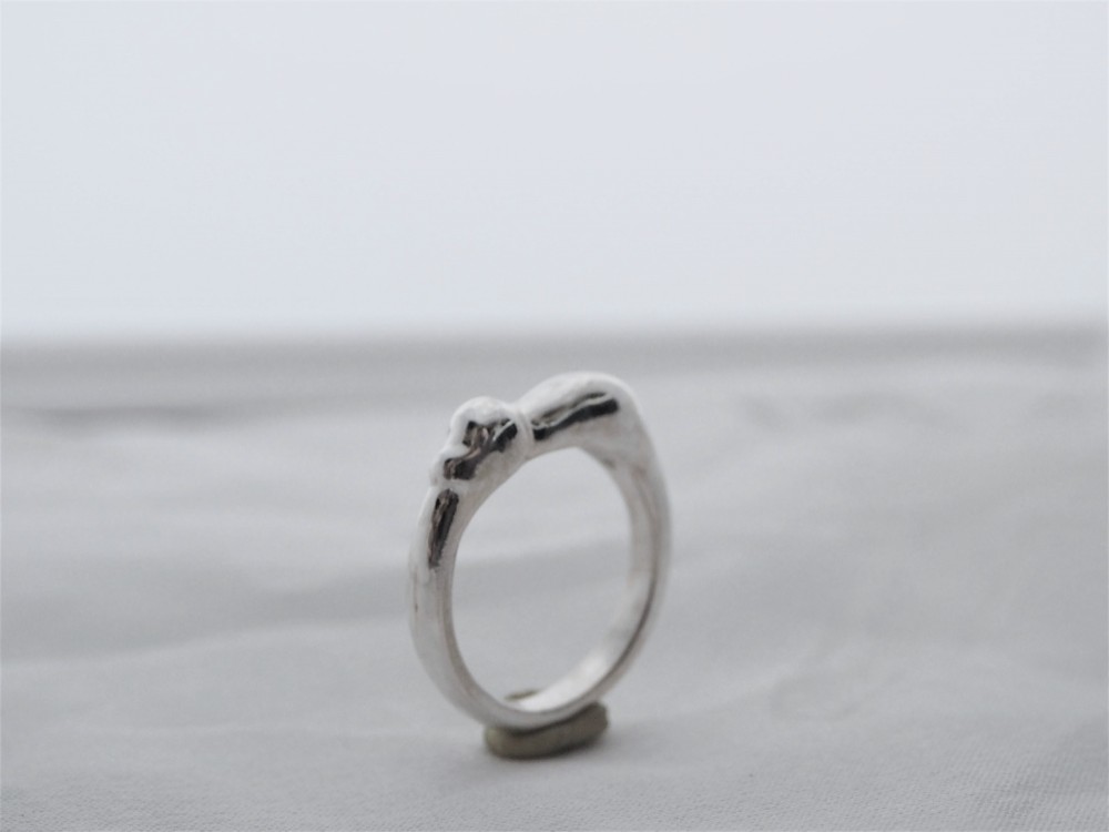 たくさん撫でてね　すやすやわんちゃんリング