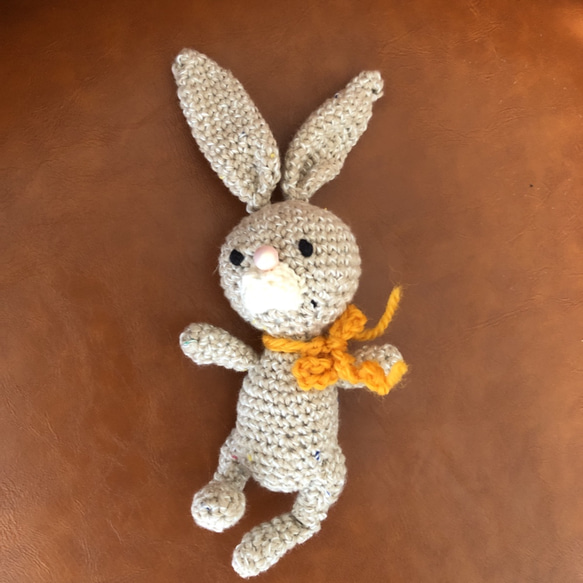 ウサギさんの編みぐるみ 1枚目の画像