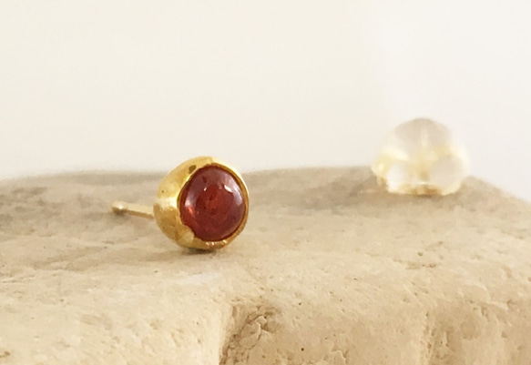 K24純金+紅尖晶石耳釘◆K24純金酒紅色尖晶石耳釘耳環只 第4張的照片