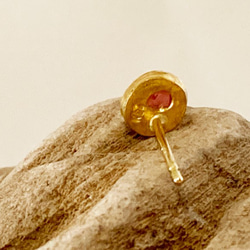 訳あり◆K24 Pure Gold+Red Spinel Stud◆K24純金のレッドスピネルスタッドピアス　片方のみ 7枚目の画像