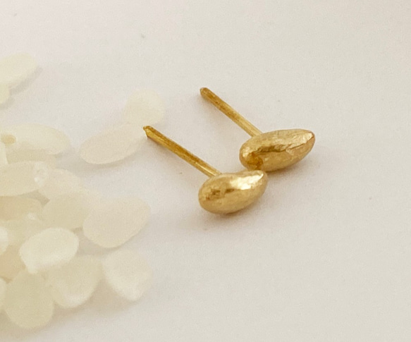 K22(K24純金ポスト)お米のピアス◇K22 Rice Grain Stud(片耳 K22(K24純金ポスト)お米のピアス◇K22 Rice Grain Stud(片耳