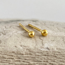K24純金 丸玉スタッドピアス◇ K24 Round Ball Stud（片耳分～）◇K24 釈迦玉ピアス 5枚目の画像