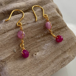 K24純金ルビー＋ピンクサファイアピアス◇K24 Ruby + Pink Sapphire Earrings 2枚目の画像