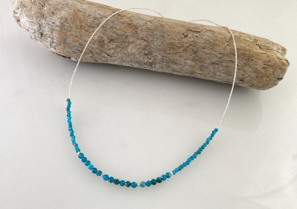 雪と氷のネックレス◇純銀・アパタイト◇Karen Silver+Apatite Necklace