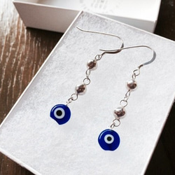 邪眼除け◇Evil Eye トルコガラス＋ＳＶピアス/イヤリング 1枚目の画像