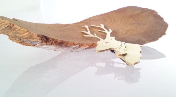 トナカイ　Reindeer　ブローチ　/Brass 4枚目の画像