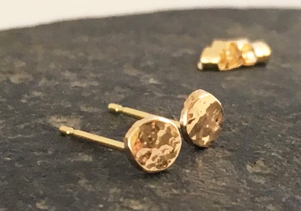 Simple Golden Studs◇ K14 ゴールドピアス