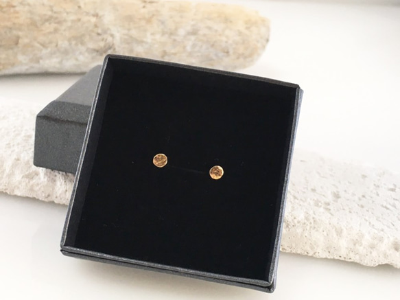 Simple Golden Studs◇ K14 ゴールドピアス 4枚目の画像