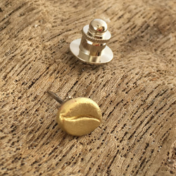 真鍮◆珈琲豆◆ピンバッジ／タイタック 2枚目の画像