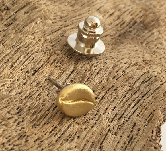 真鍮◆珈琲豆◆ピンバッジ／タイタック 2枚目の画像