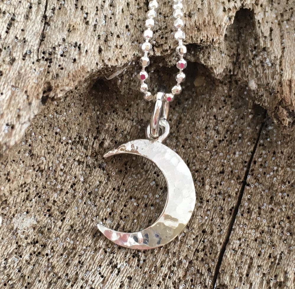 Silver Moon Crescent ◇銀の三日月ネックレス