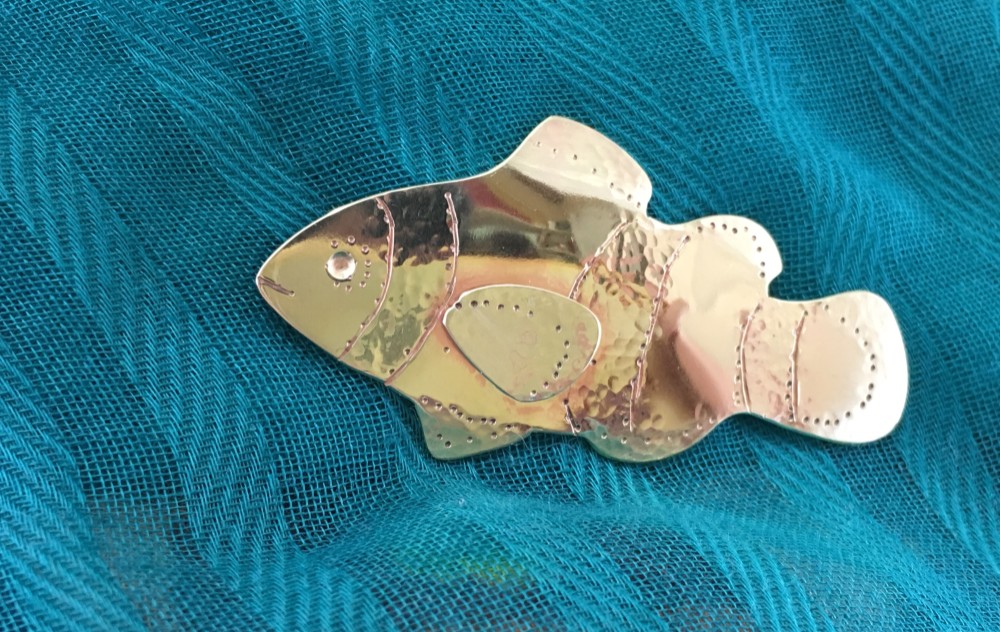 クマノミ☆真鍮ブローチ/帯留め