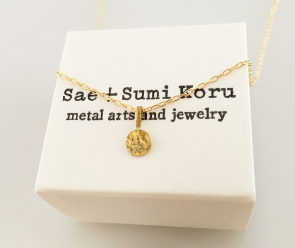 小さな満月の純金ペンダントトップ◇K24 Pure Gold Full Moon Pendant Top 1枚目の画像