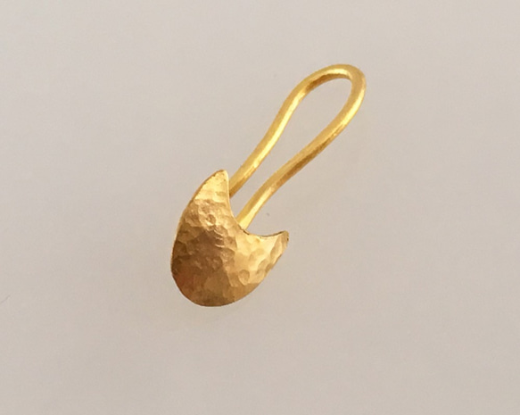 K24 Pure Gold Cat Face Earrings ◇純金猫フェイスピアス/ホック・クリップタイプ◇片耳 2枚目の画像