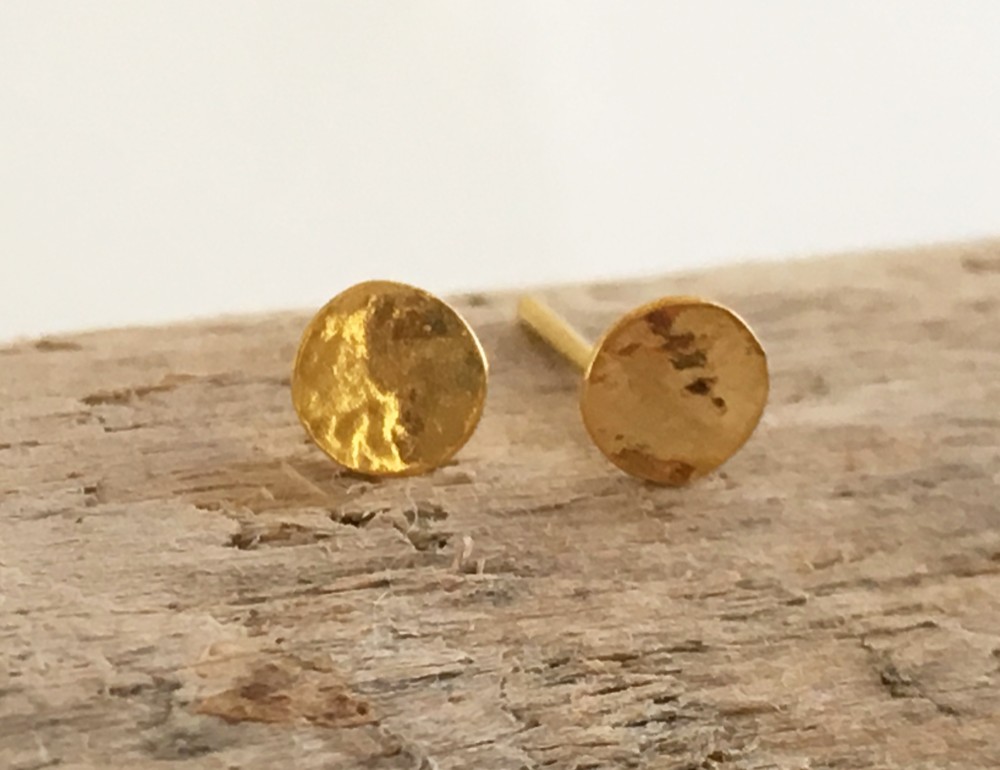 K24 Pure Gold Moon ◇小さな純金の満月◇スタッドピアス◇片耳分～