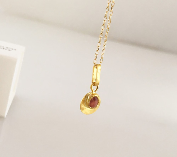 K24 Pure Gold+Raw Red Spinel◆純金 レッドスピネル原石ペンダントトップ 3枚目の画像