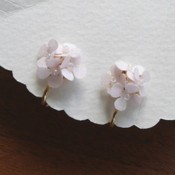 イヤリング：あじさい（ピンク）のPaper Flower Earrings 1枚目の画像