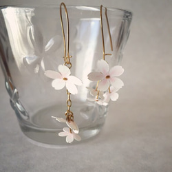 ピアス：桜ver. Paper Flower Earrings 1枚目の画像