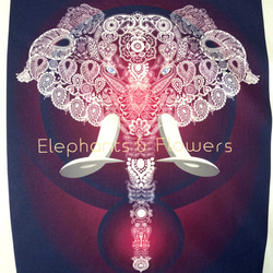 【L】5.6オンス:ヘビーウエイトTシャツ　elephants in flowers パープル　 3枚目の画像