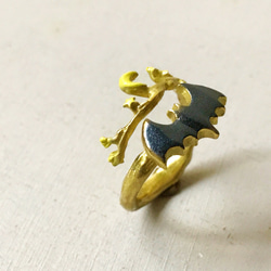 夜空を羽ばたくコウモリリング 2枚目の画像