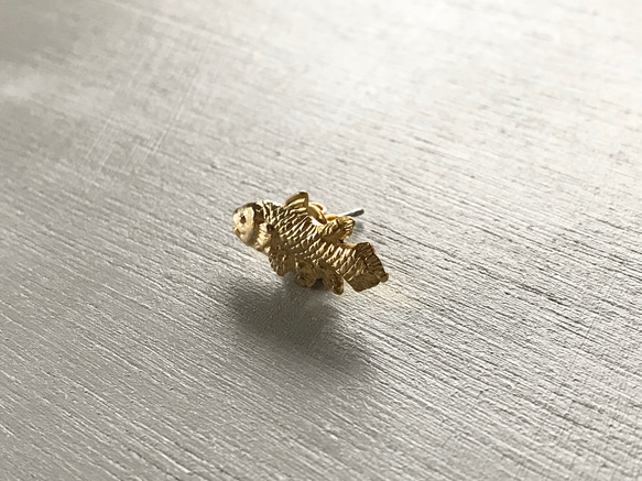 シーラカンスのピアス 4枚目の画像