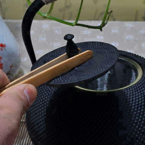 1.8L鋳鉄急須 古風鉄瓶 鉄分補給 提梁壺 茶壺 水壷 煮茶壷 鉄びん茶道具 1.8L鋳鉄急須 古風鉄瓶 鉄分補給 提梁壺 茶壺 水壷 煮茶壷 鉄