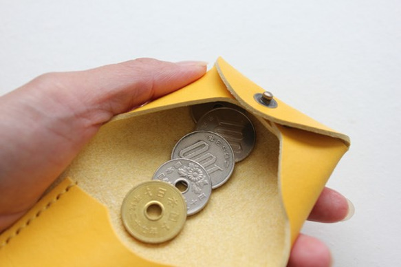零錢盒/手掌大小 黃色 第3張的照片