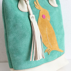 絲絨手提包背/醇厚的綠色雞尾鸚鵡 第4張的照片
